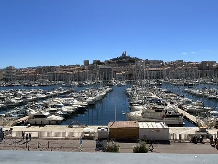 appartement avec vue panoramique sur le vieux port