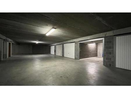 woluwe-saint-lambert - garage box +/- 14 m2