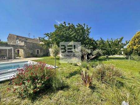 propriété en pierre avec piscine en drôme provençale