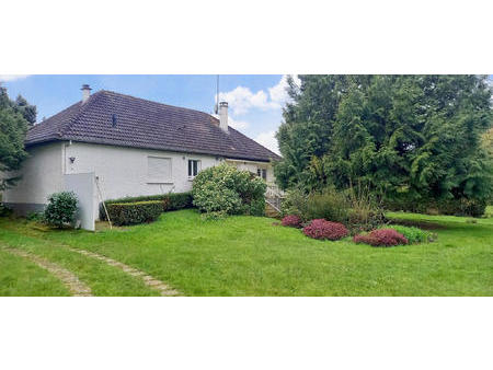 vente maison à neuville-sur-sarthe (72190) : à vendre / 105m² neuville-sur-sarthe