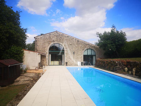 vente maison piscine au poiré-sur-vie (85170) : à vendre piscine / 236m² le poiré-sur-vie