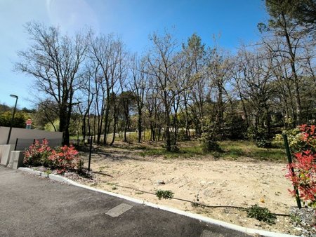 terrain à bâtir à la roque-d'anthéron (13640)