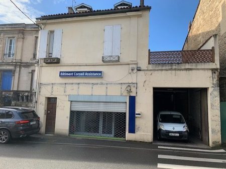 angoulême  local commercial env 180m²