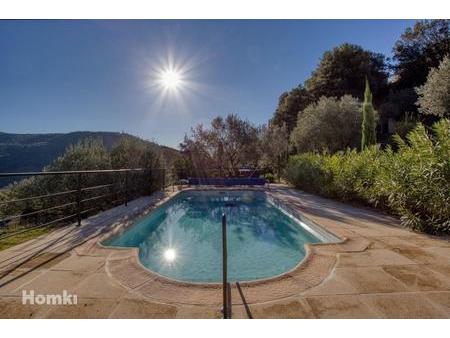 bargemon villa 6p 180m² avec piscine  garage et vue panoramique  village à pied !!