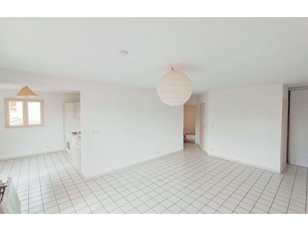 vente appartement 3 pièces 66 m² aubenas (07200)