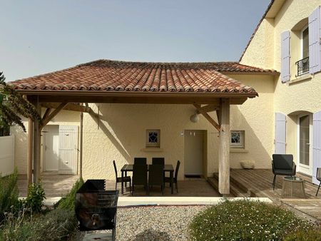 maison saint-pierre-de-juillers m² t-4 à vendre  224 000 €
