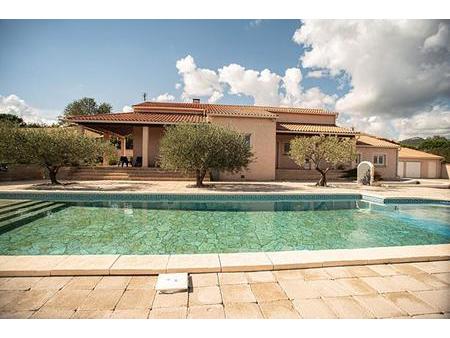a vendre villa 7 pièces 171 m2  piscine  4 garages quissac 30260