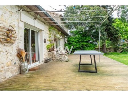 a vendre : maison en pierre t5 (140 m²) à vendre à yvrac