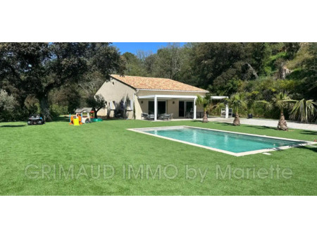 villa avec piscine et terrasse la garde-freinet (83)
