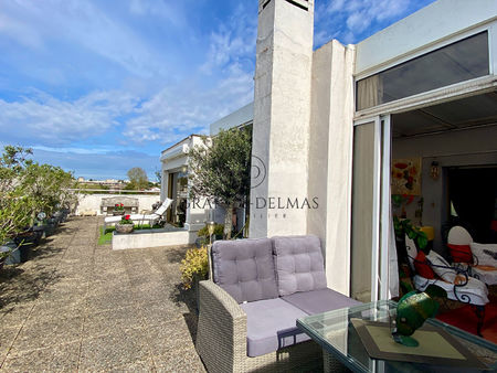 appartement avec ascenseur  terrasse et parking - caudéran