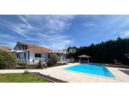 a vendre : villa t11 d'environ 270 m² à herm ( 40990)
