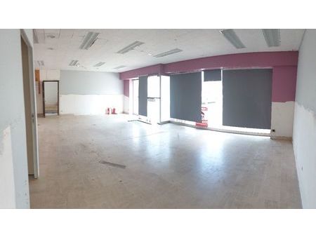 local commercial 95 m2 st fiacre