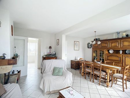 maison guyancourt 89.4 m² t-4 à vendre  357 000 €