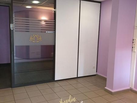 local commercial 49 m²