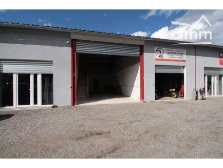 local commercial 120 m² viriville