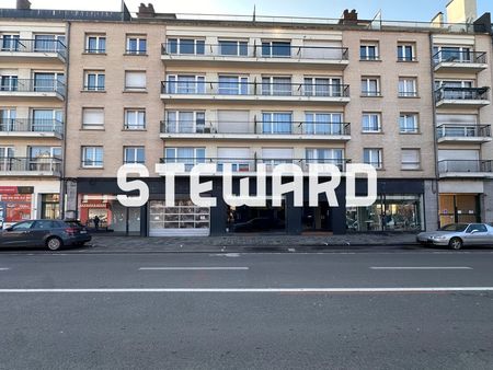 a louer - local commercial 390m²