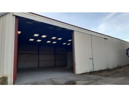 hangar de stockage de 650 m² - proche de mitry-mory