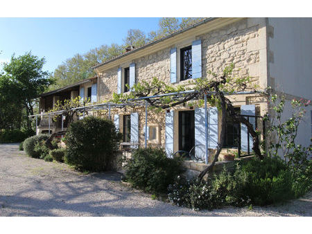 vente maison 6 pièces 228 m² saint-martin-de-crau (13310)
