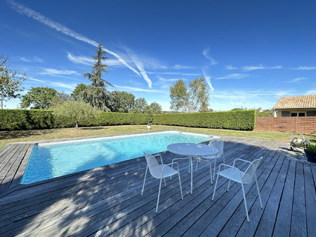 a vendre - villa t5 150 m2 avec piscine à gragnague (31380)