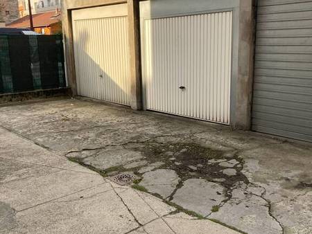 grenoble  eaux claires  garage sécurisé