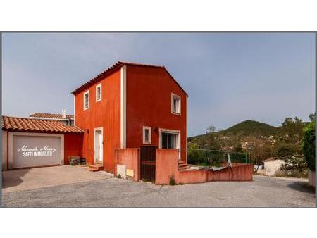 villa 2011 - 240 m2 de terrain - quartier calme et résidentiel de rocbaron