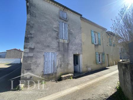 maison de village en pierre à rénover