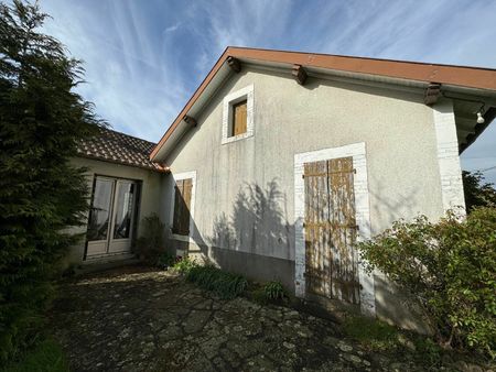 maison chabanais m² t-4 à vendre  88 000 €
