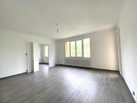 appartement aubergenville 81.55 m² t-4 à vendre  195 000 €