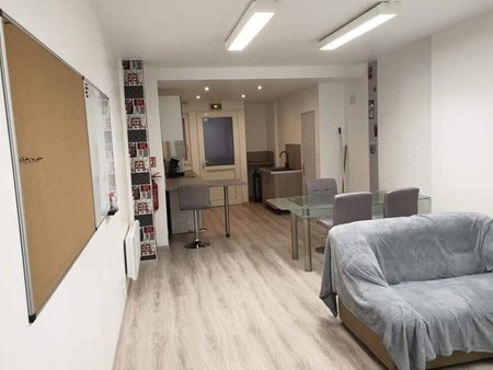 dpt jura (39)  à vendre cousance appartement t3 de 88 5 m² avec local commercial rénové