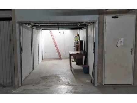 box  garage  parking 16 20 m² paris 12