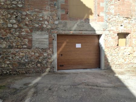garage sécurisé pour moto