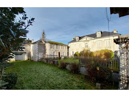 vente maison 10 pièces 400 m² montaut (64800)