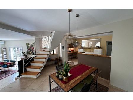 maison saint-marc-jaumegarde m² t-5 à vendre  895 000 €