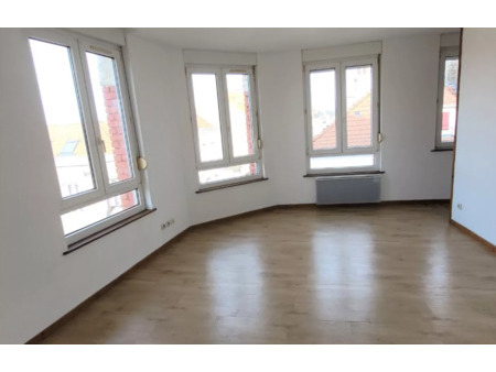 location appartement 3 pièces 53 m² calais (62100)