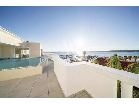 cannes palm beach - villa-toit 500 m2  terrasses 200 m2  solarium  piscine privée