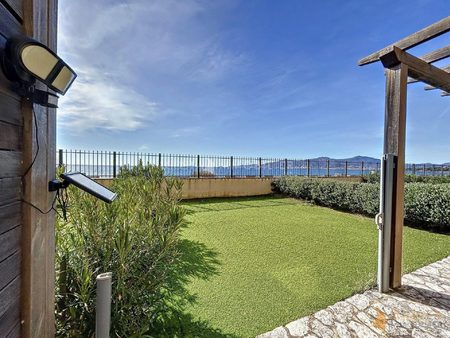 appartement prestige t3 de 107 m² vue mer avec jardin privatif