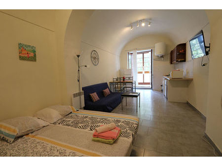 location appartement 1 pièces 25m2 bastia 20200 - 490 € - surface privée