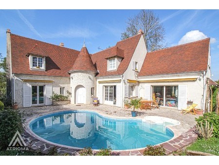 maison de luxe à vendre à marnes-la-coquette