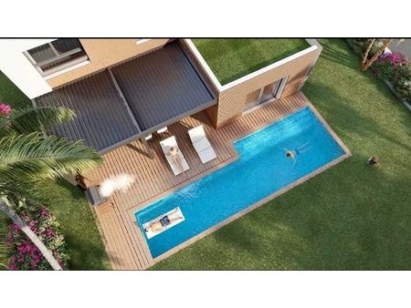villas de luxe tres haut de gamme 4ch 3sde piscine garage 661 m² de terrain