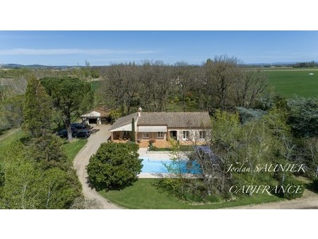 au cœur de la magnifique campagne du lauragais  entre revel  castelnaudary et villefranche