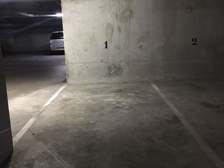 parking val d’europe-montevrain