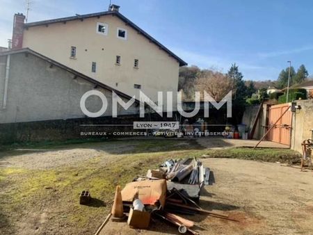 local commercial 66 m²