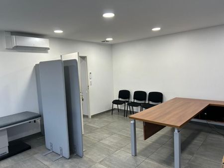 bureau 25 m²