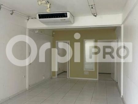local commercial 80 m²