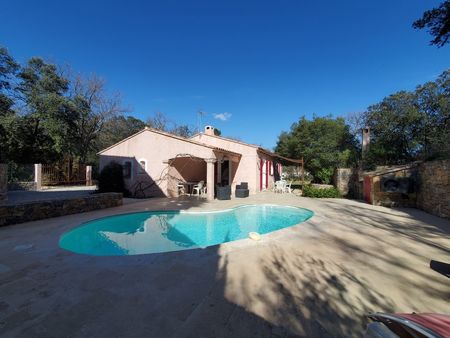 villa plein pied 120 m2 avec piscine chauffée et panneaux solaires