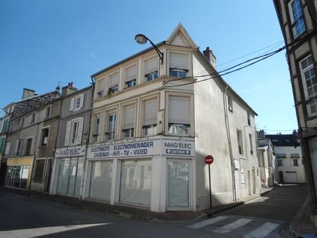 local commercial 240 m²