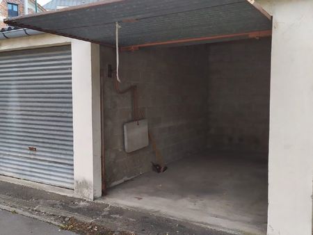 garage fermé à troyes