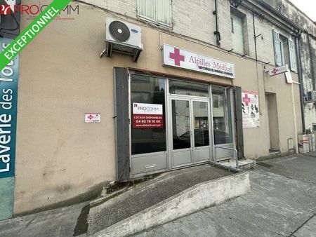 local commercial 44 m²