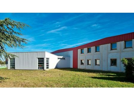 bâtiment industriel 2900 m2