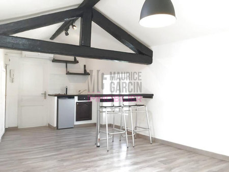 a vendre sur carpentras  bel appartement de 45m2 petite copropr